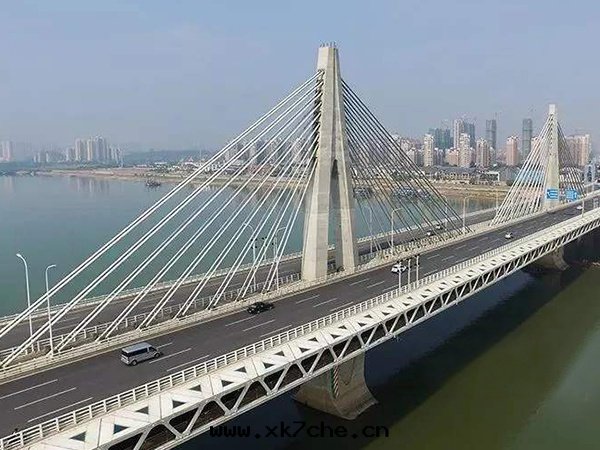 南(nán)昌朝陽大桥