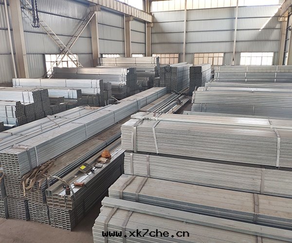 鍍鋅方(fāng)矩管(guǎn)庫