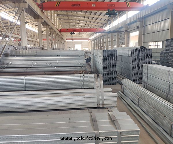 鍍鋅方(fāng)矩管(guǎn)庫